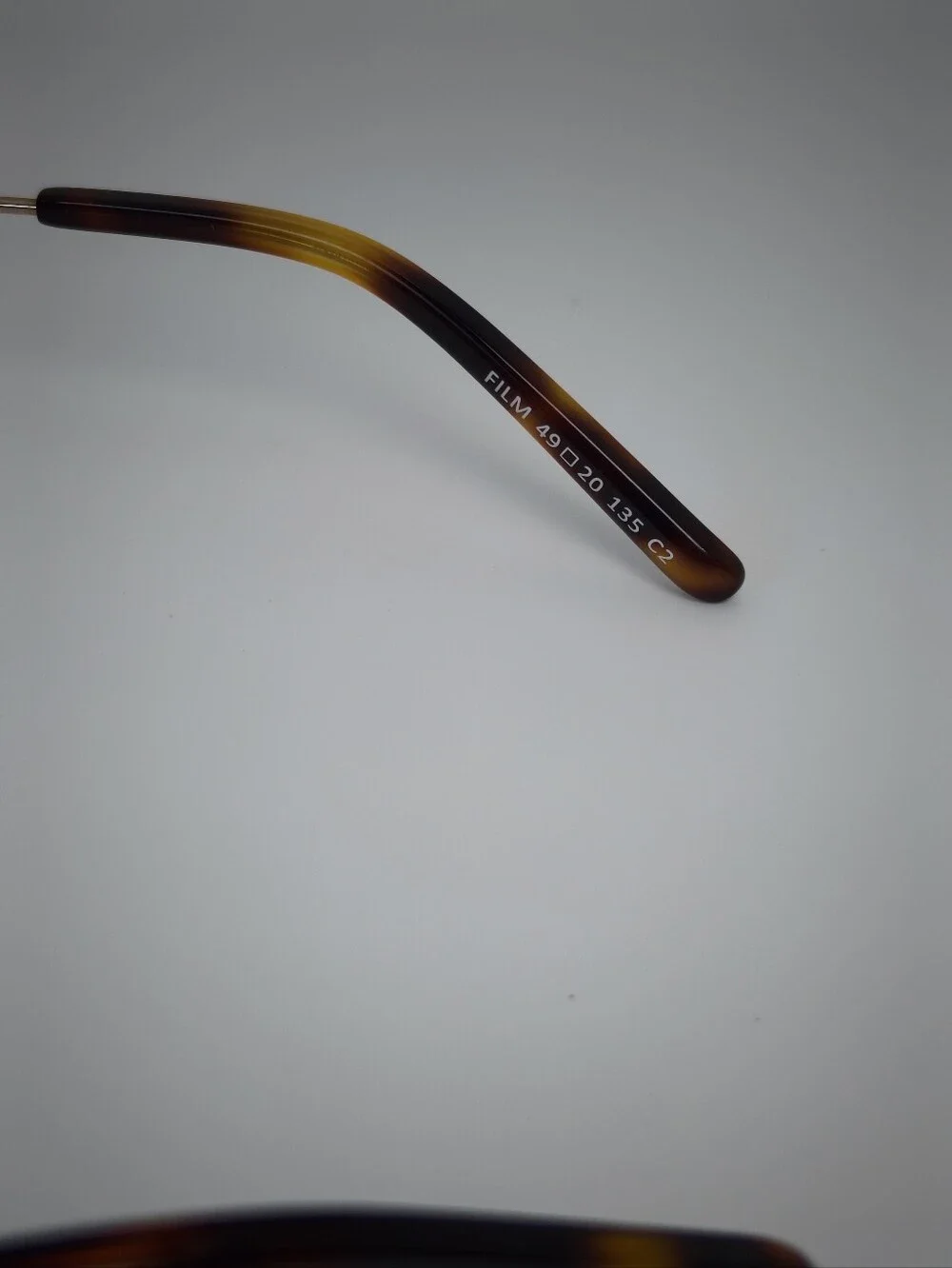 Film. Classic Round Women's Gold Eyewear.